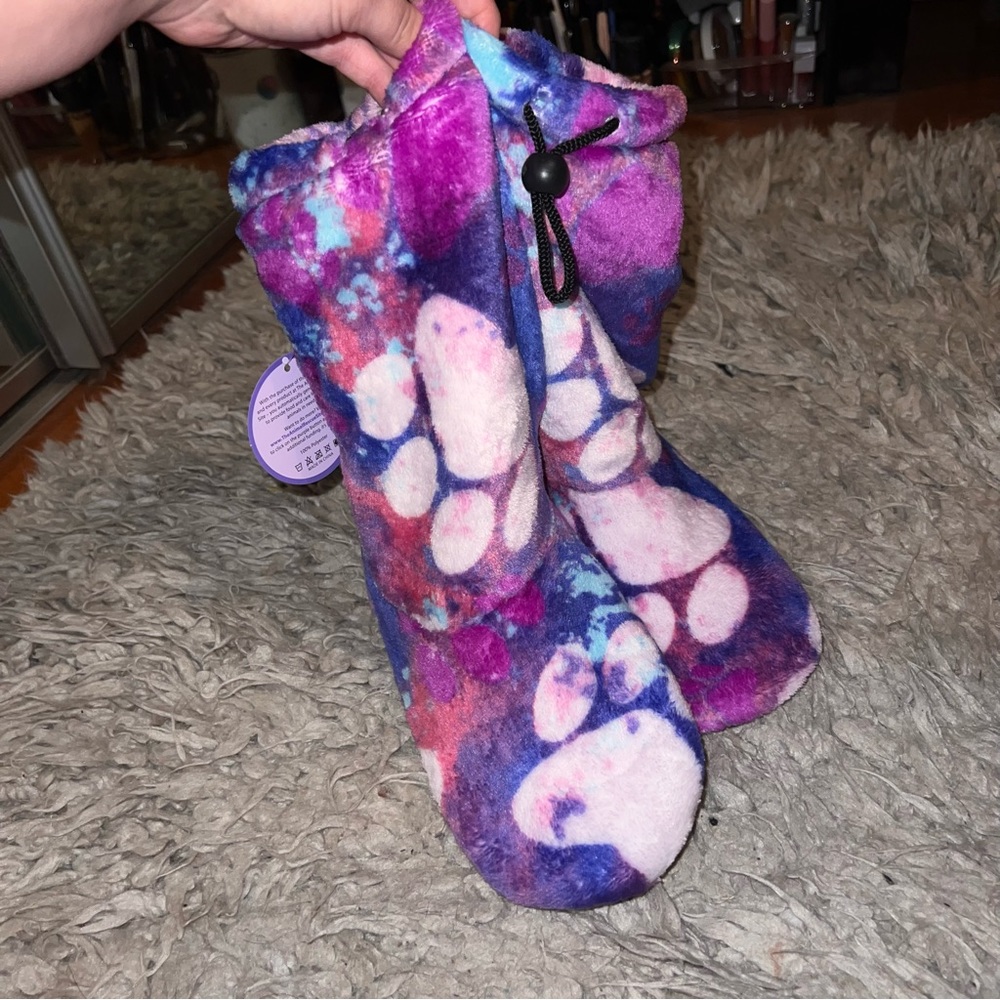 Fuzzy boot socks